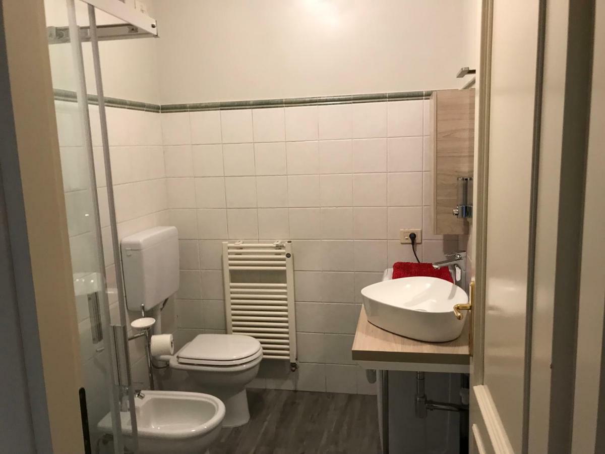 Grazioso Bilocale Metrò/Centro Apartamento Bréscia Exterior foto